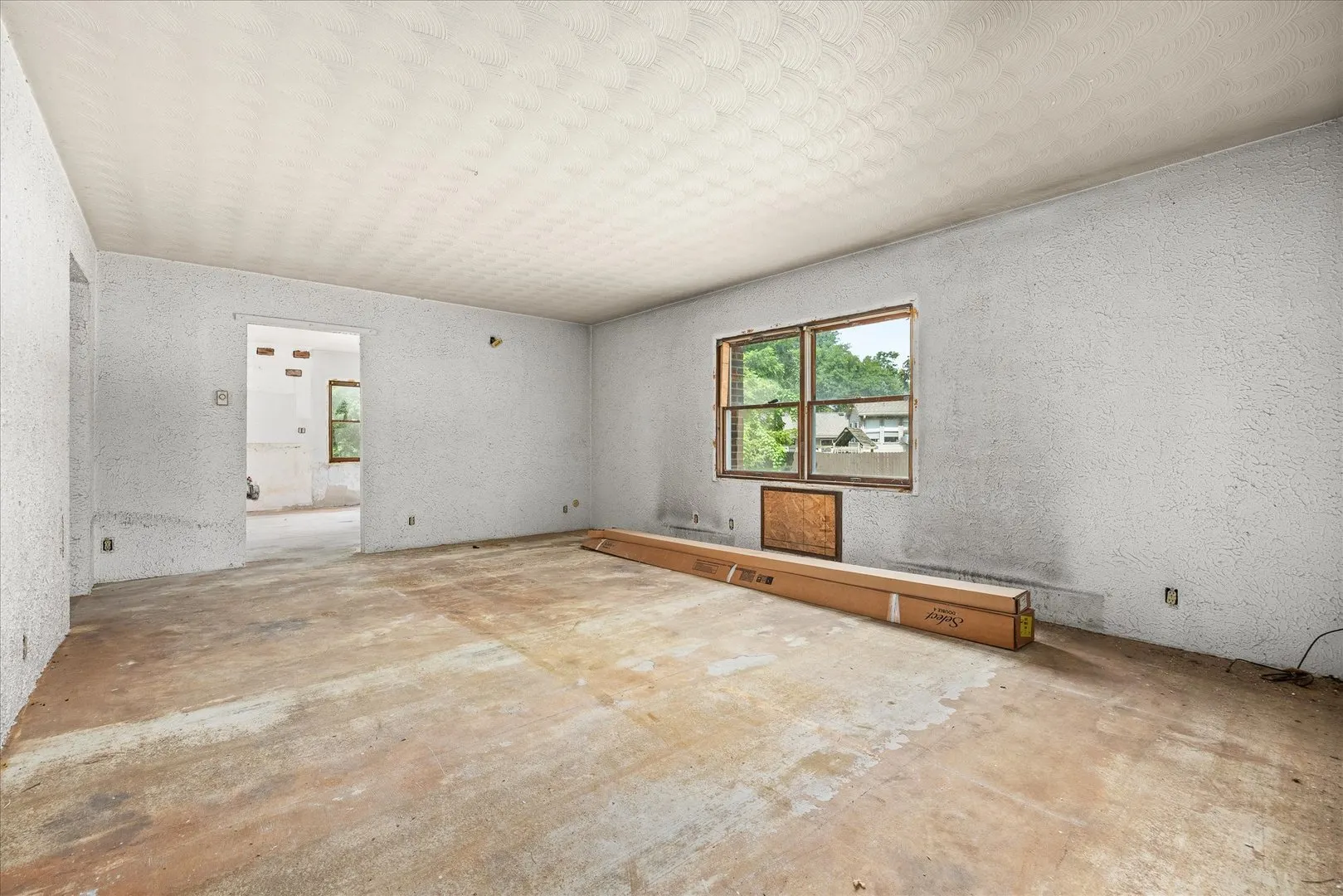 170 Round House Street IL