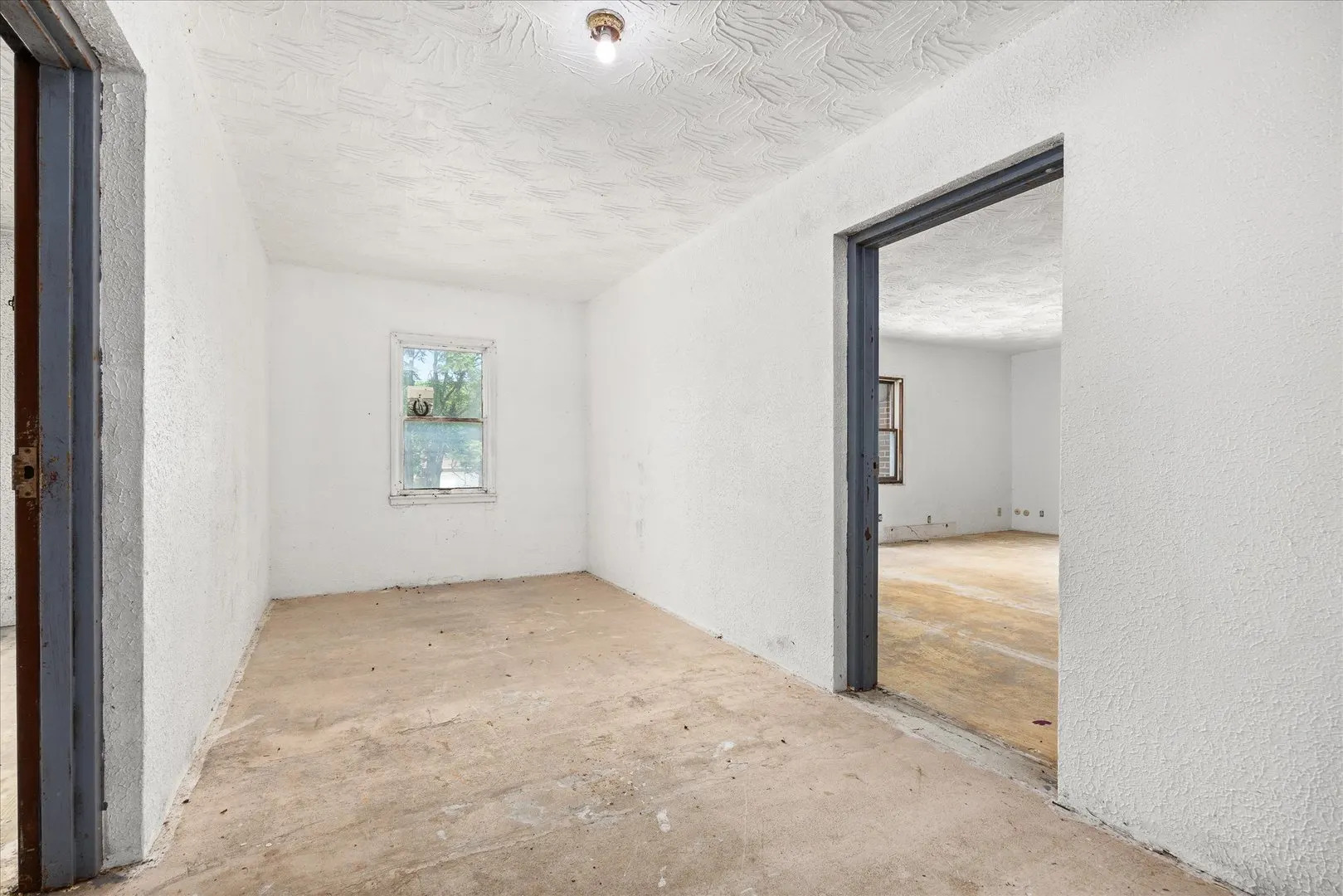 170 Round House Street IL
