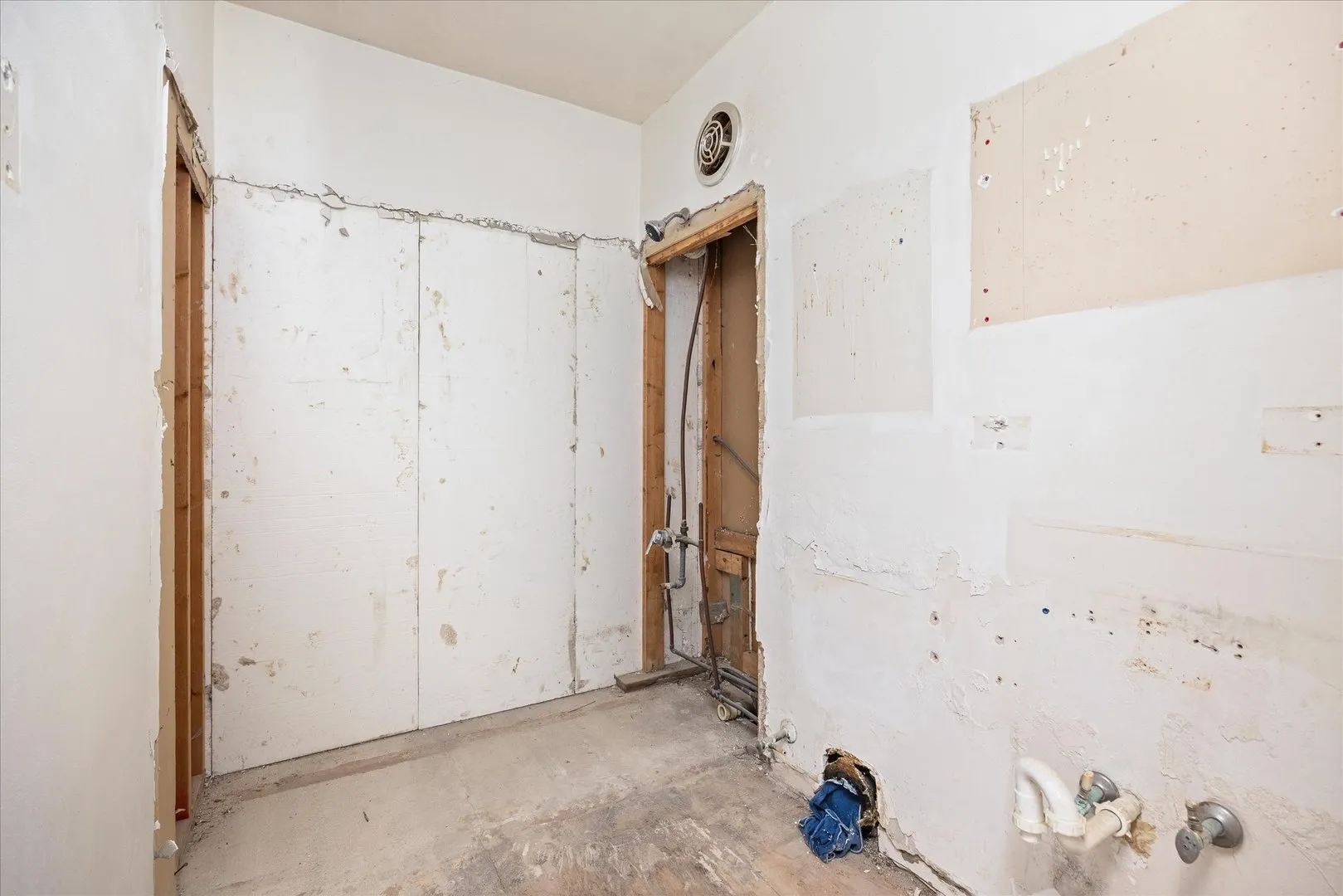 170 Round House Street IL