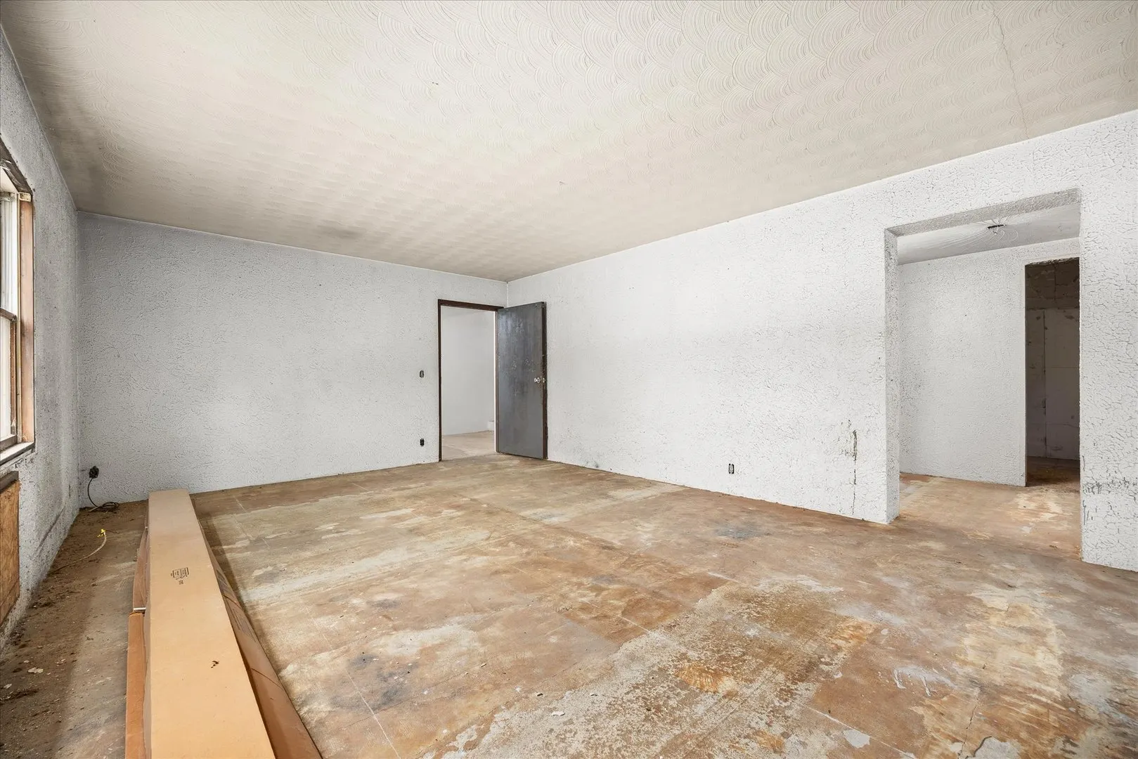 170 Round House Street IL