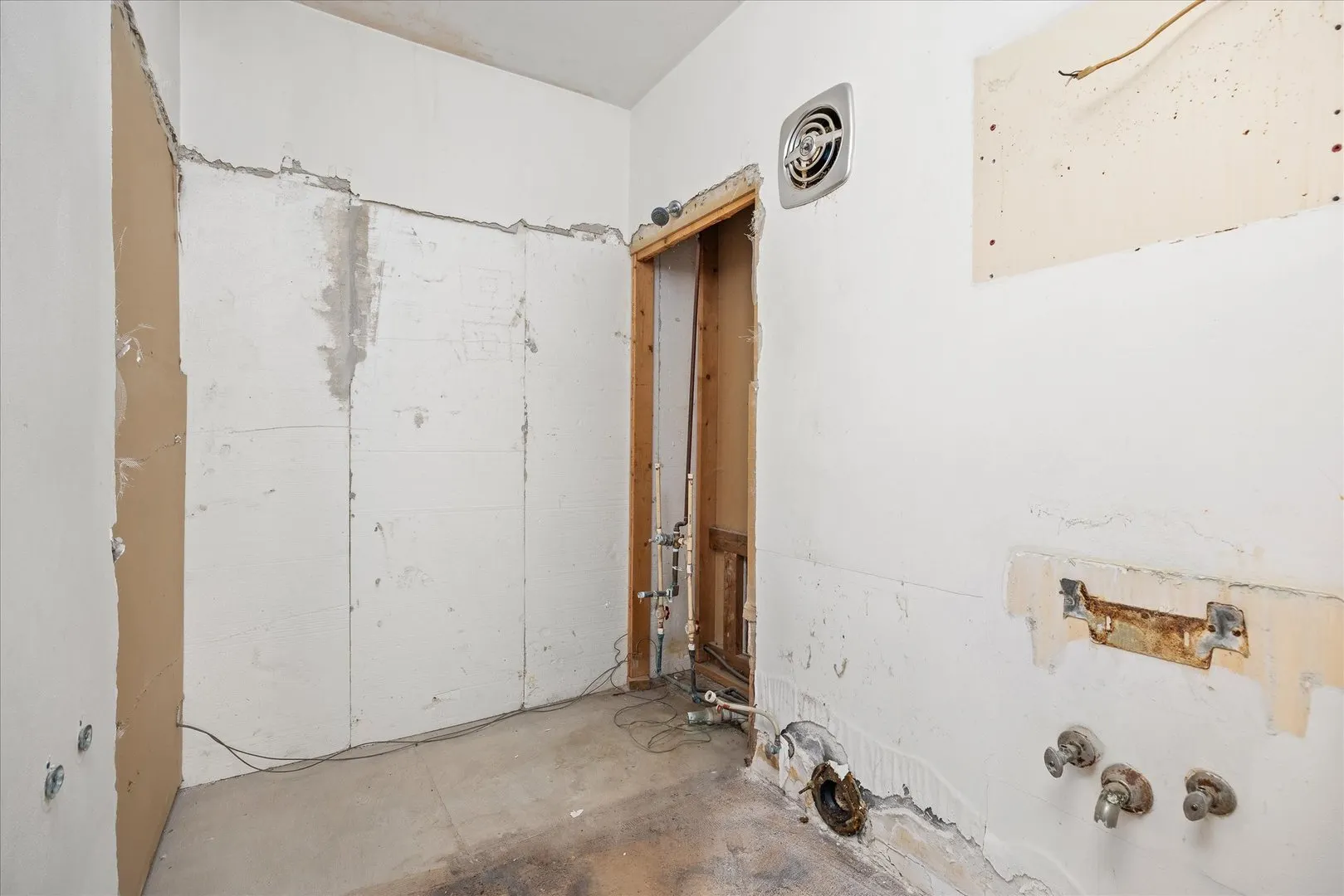 170 Round House Street IL