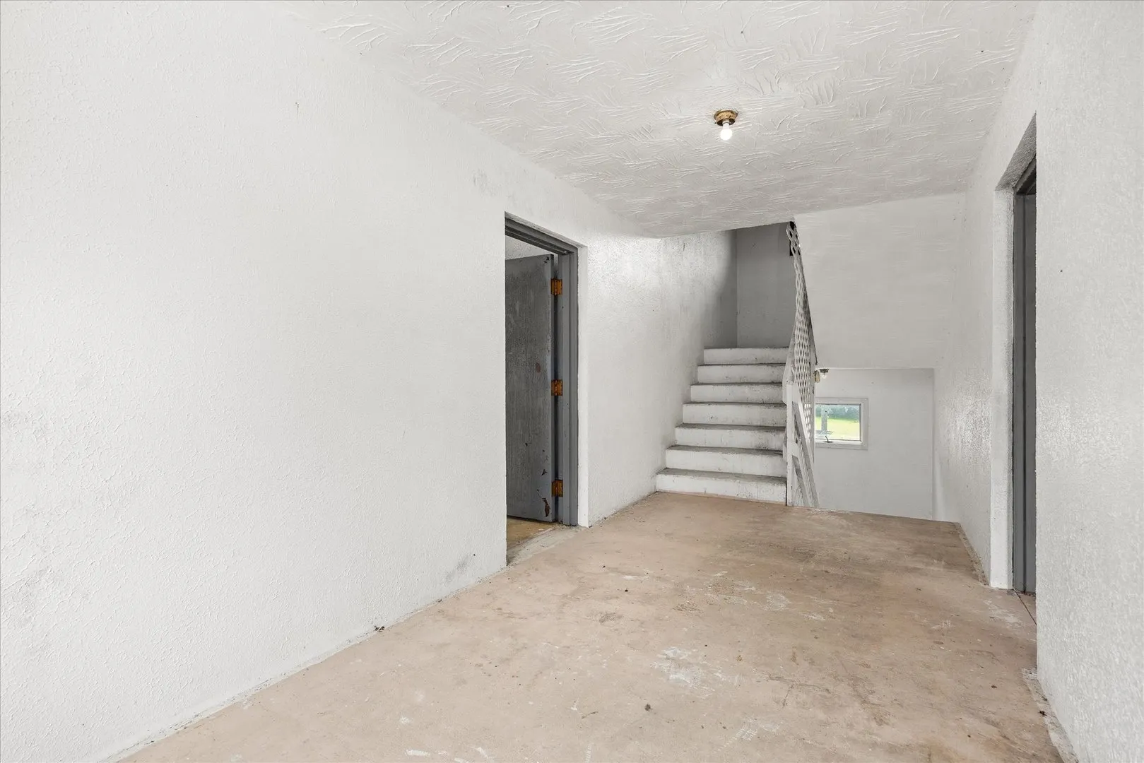 170 Round House Street IL