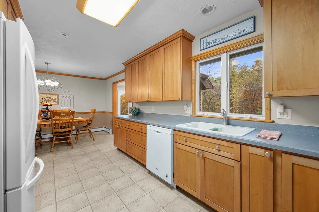 119 Valley Brook Drive IA