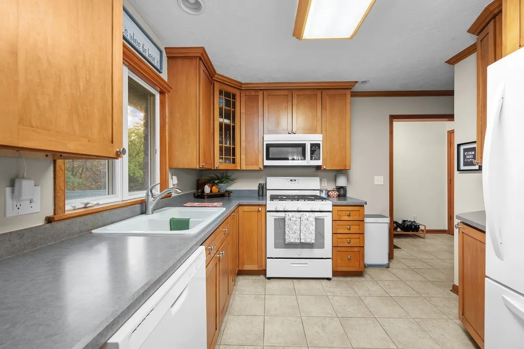 119 Valley Brook Drive IA