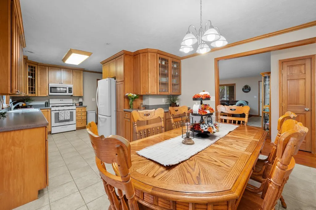 119 Valley Brook Drive IA