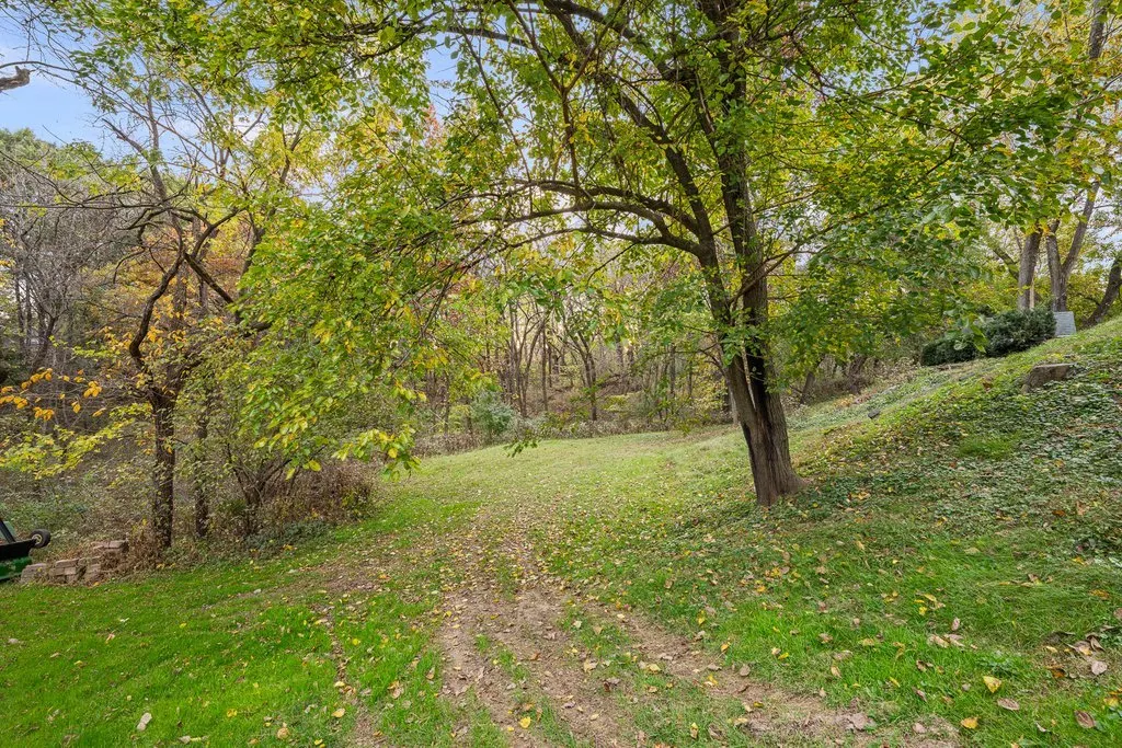 119 Valley Brook Drive IA