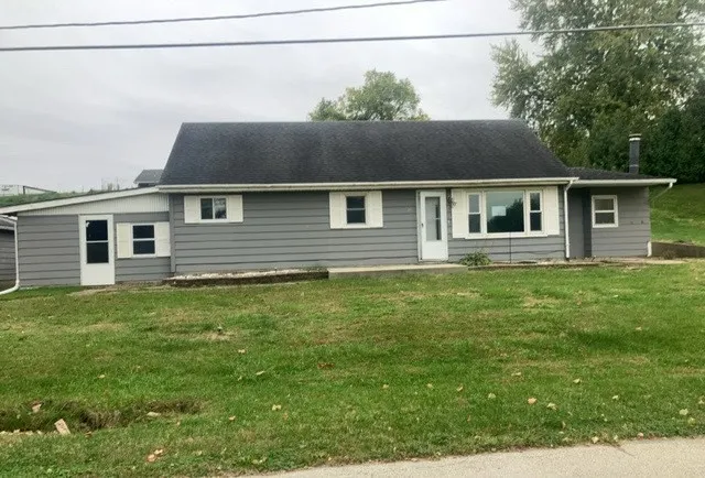 301 N Bluff Street IL