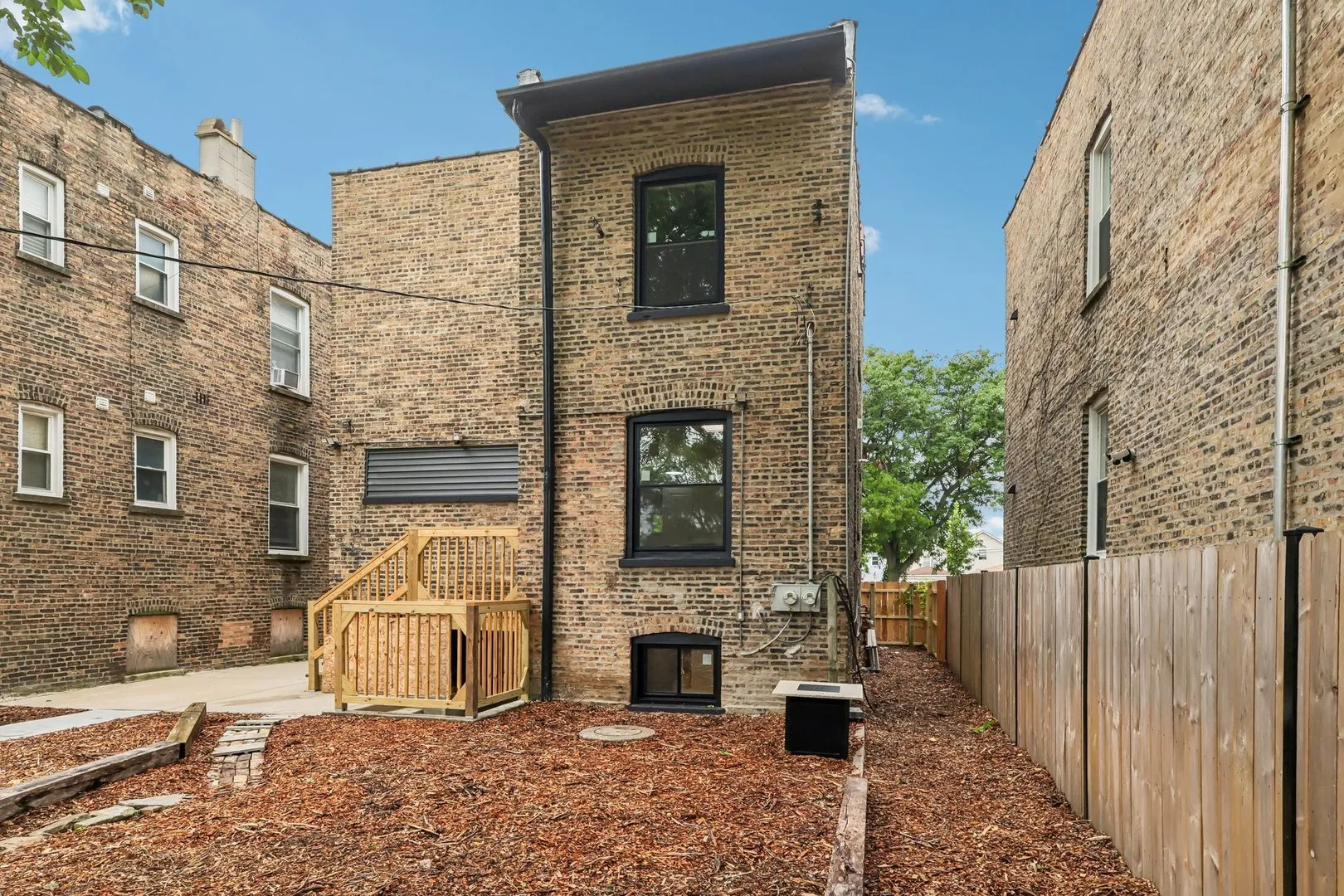 1615 S Trumbul Avenue IL #1