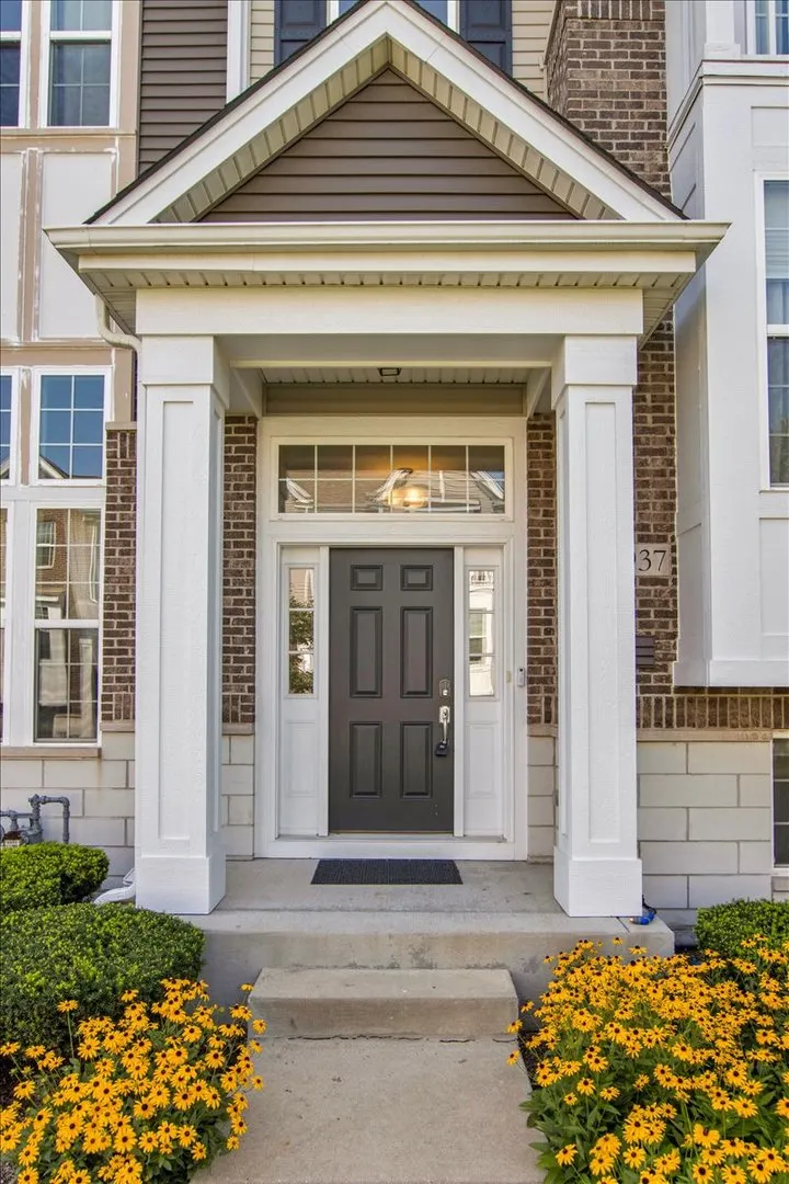 2937 Madison Drive IL