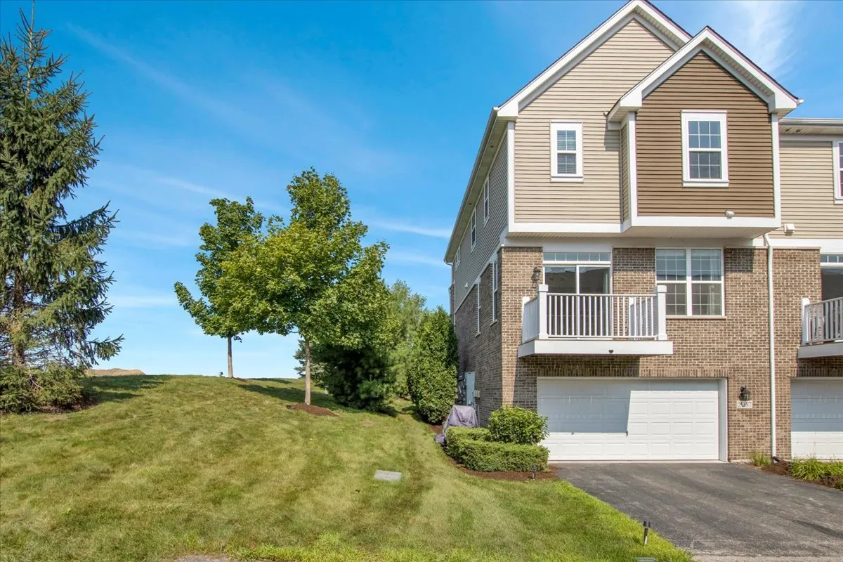 2937 Madison Drive IL