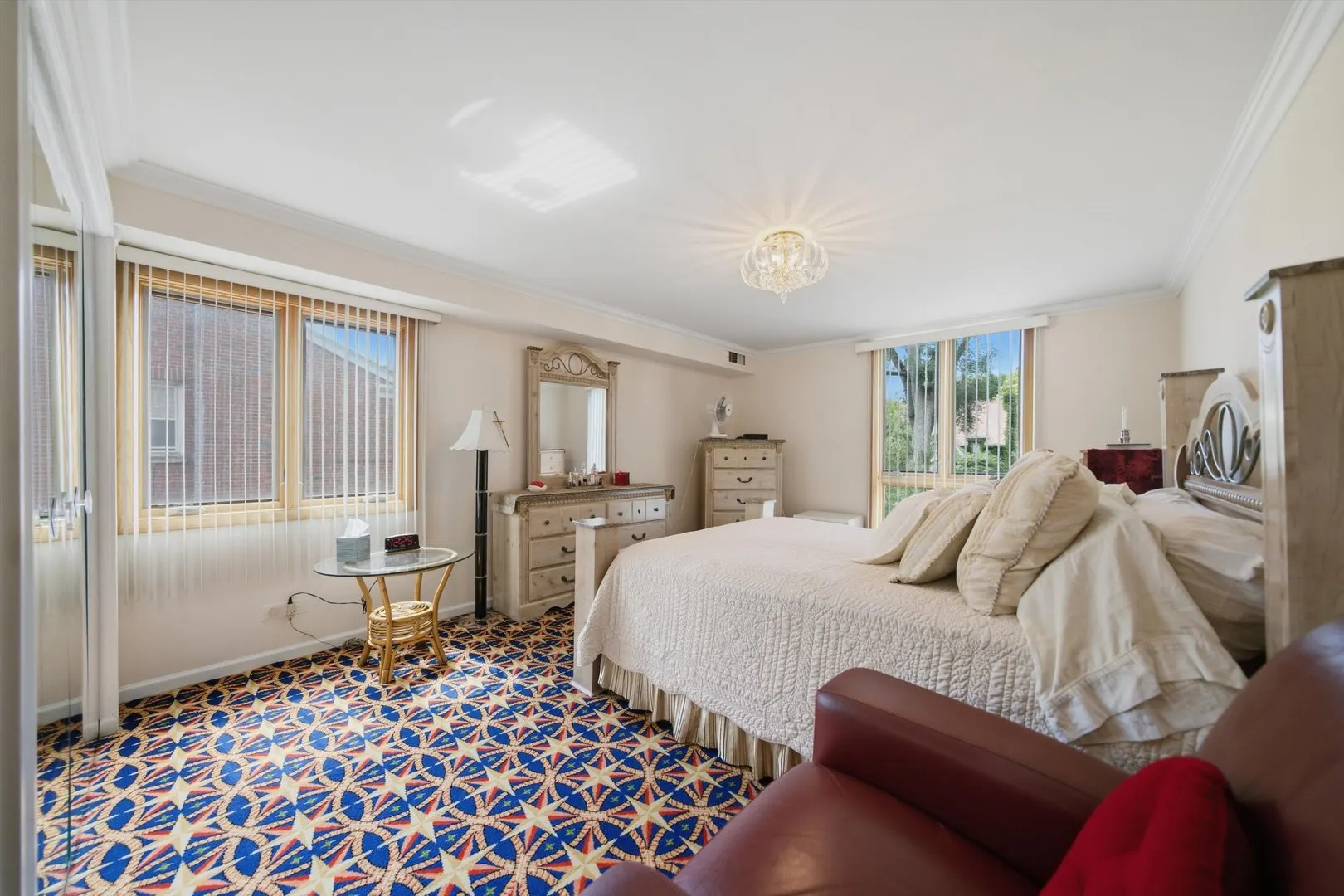 1417 BONNIE BRAE Place IL #2A