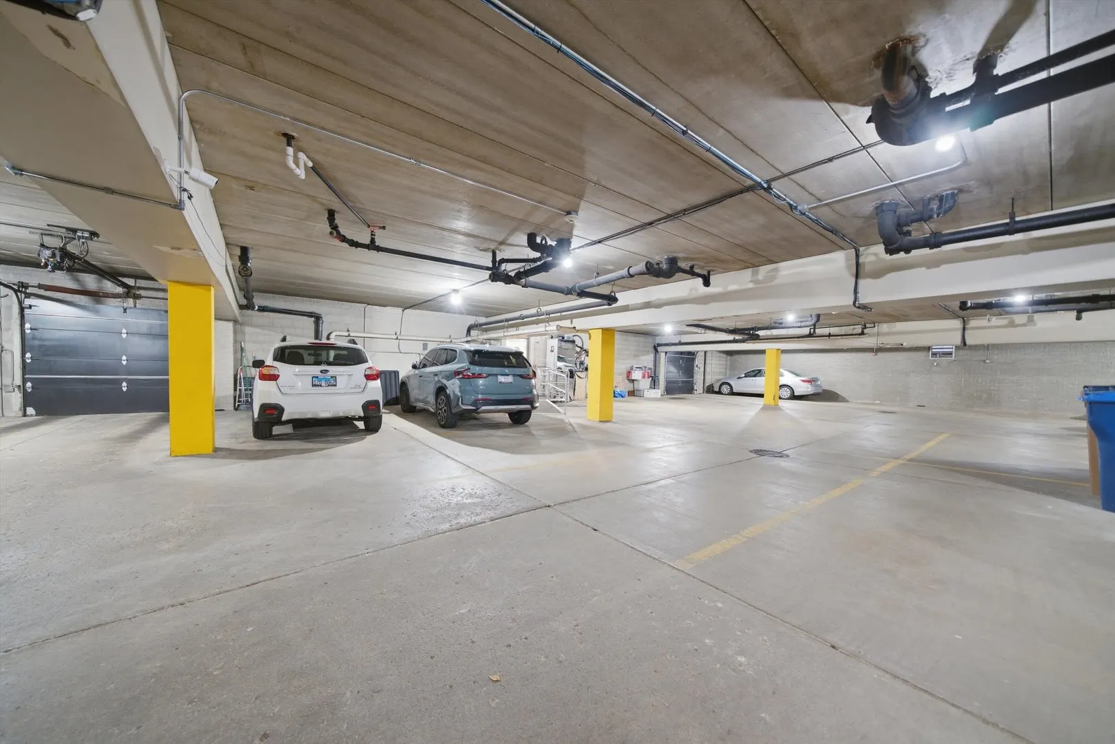 1417 BONNIE BRAE Place IL #2A