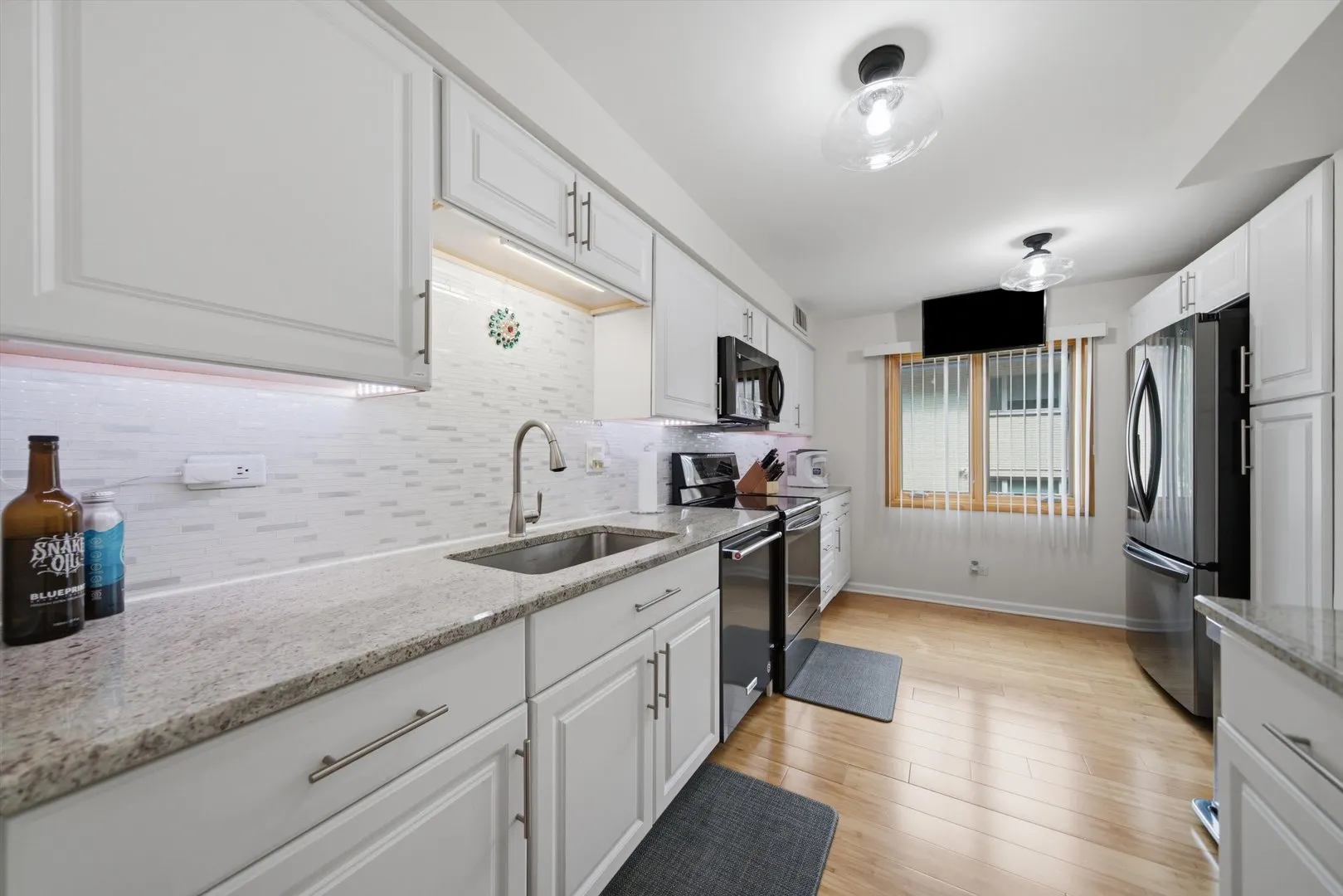 1417 BONNIE BRAE Place IL #2A