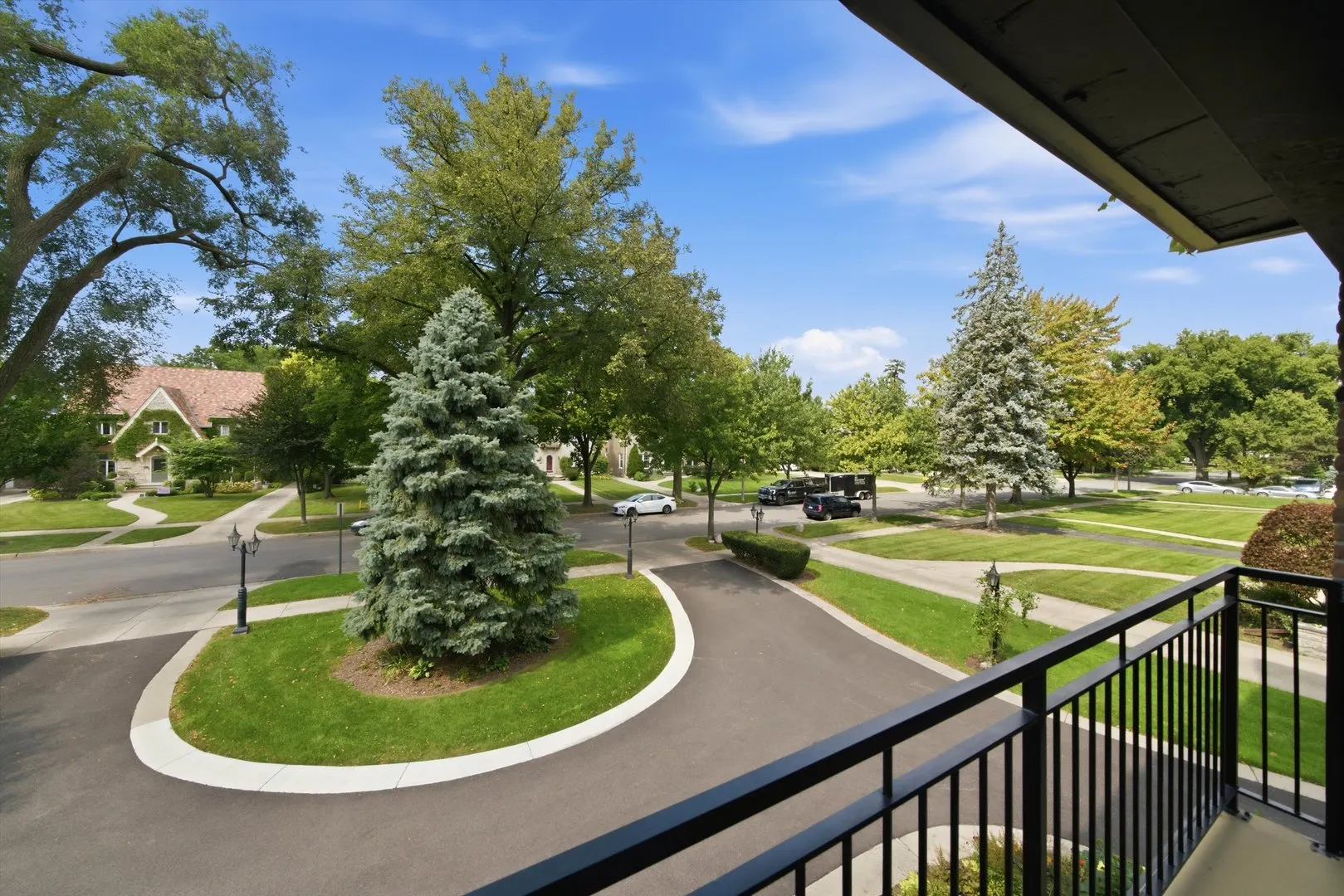 1417 BONNIE BRAE Place IL #2A