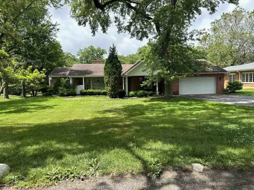 1430 Brassie Avenue IL