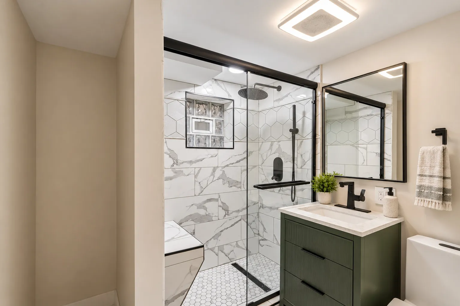 1615 S Trumbul Avenue IL #2
