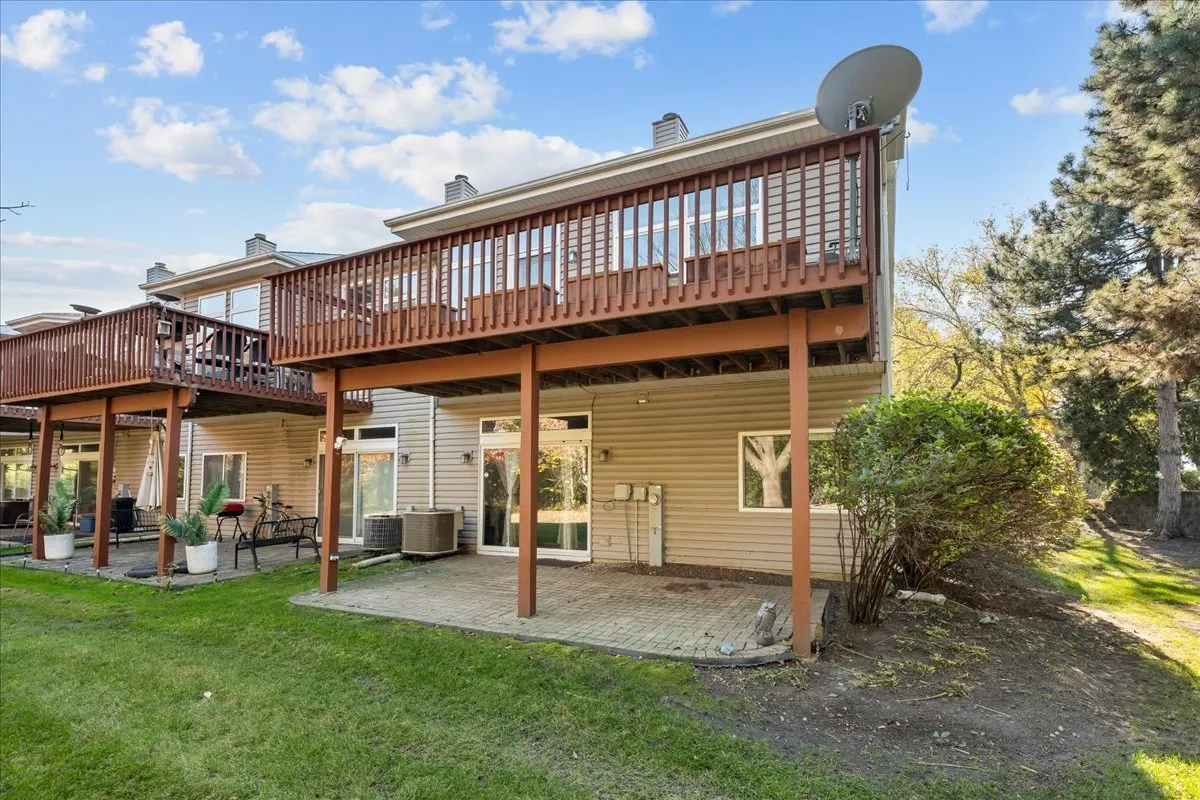 240 Prairie View Lane IL