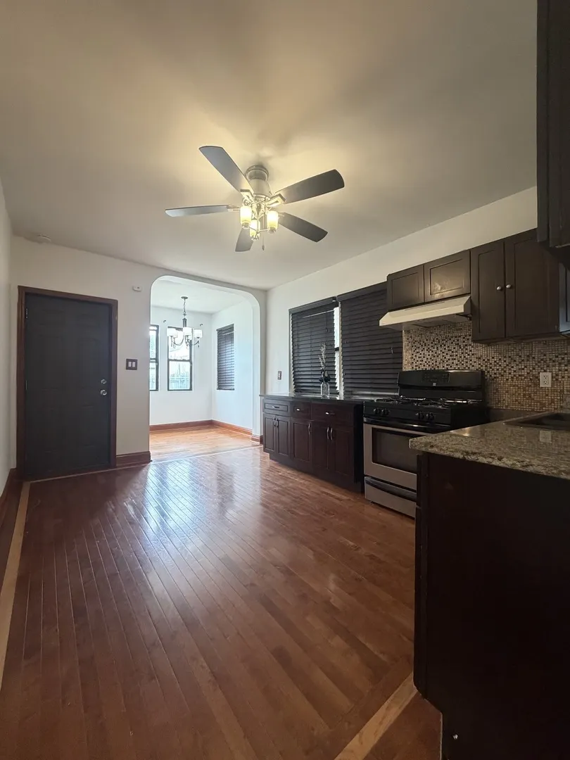 4943 S Hoyne Avenue IL #1