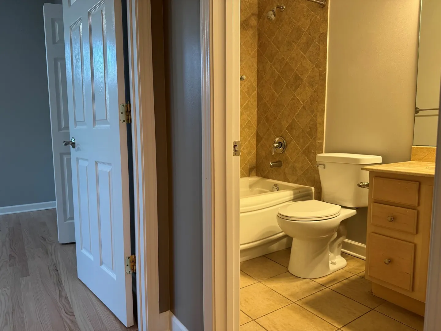 1522 Stonegate Manor IL #1522