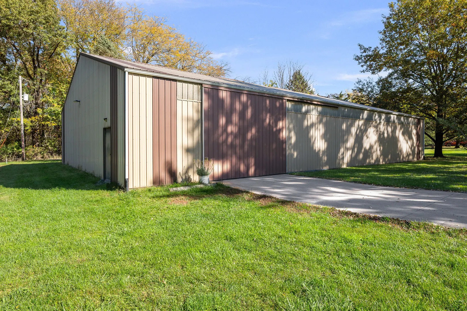 9910 207th Street W IL