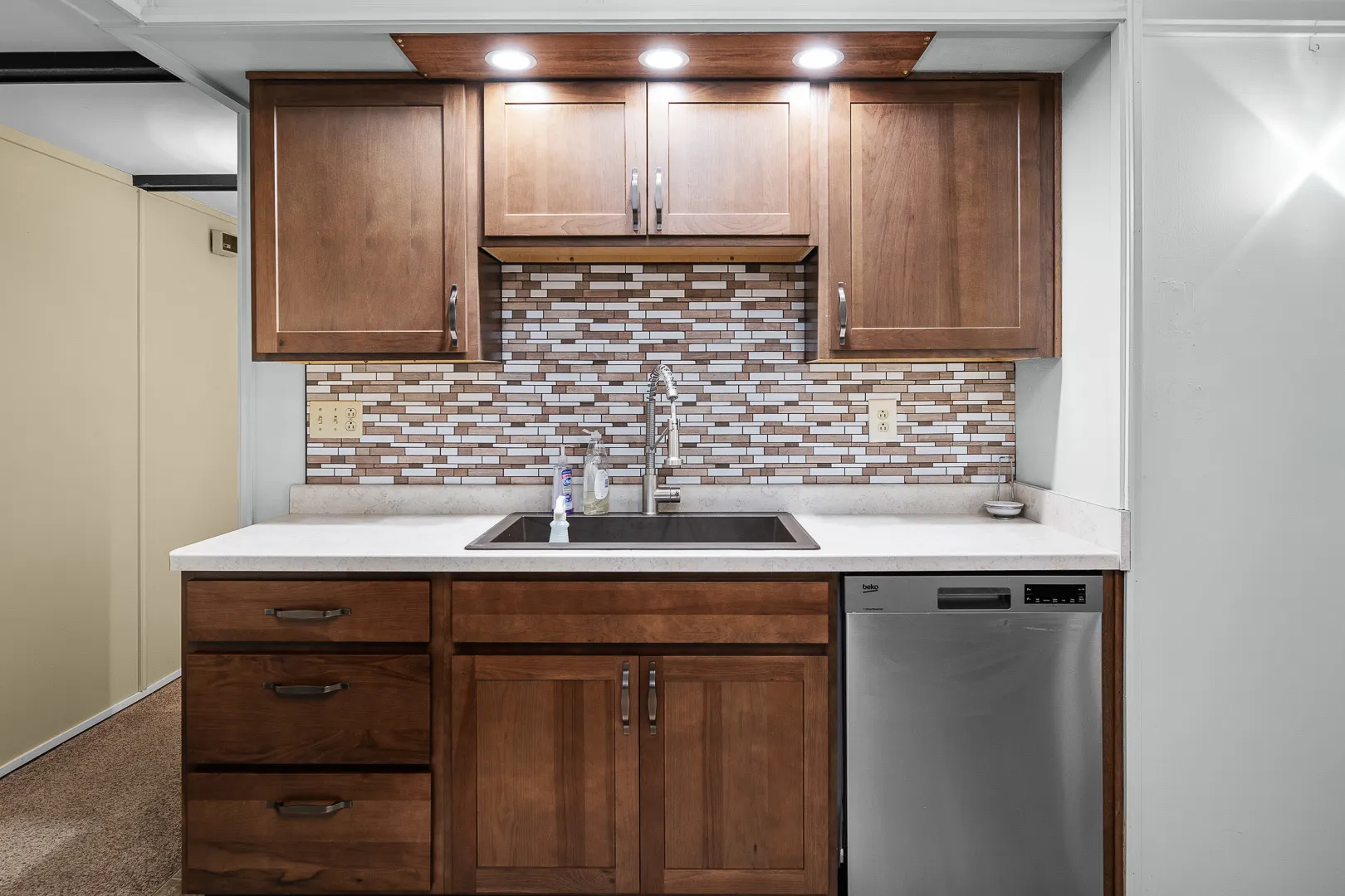 9910 207th Street W IL
