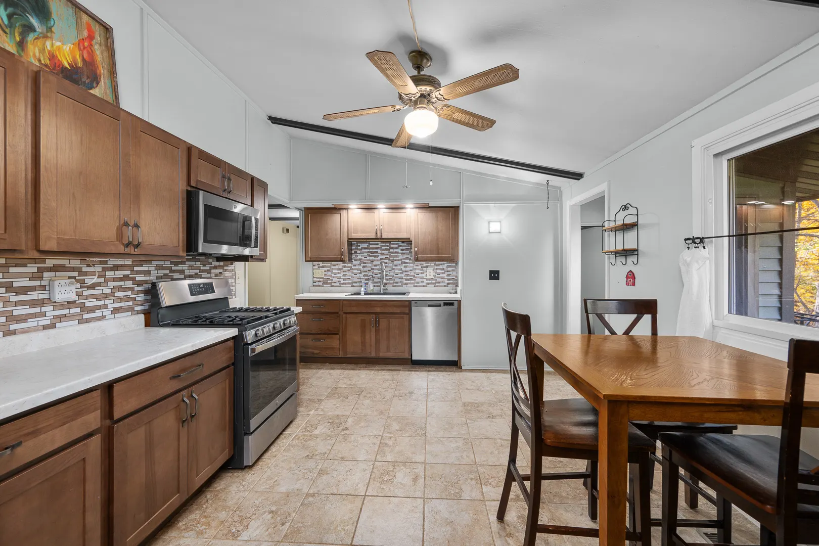 9910 207th Street W IL