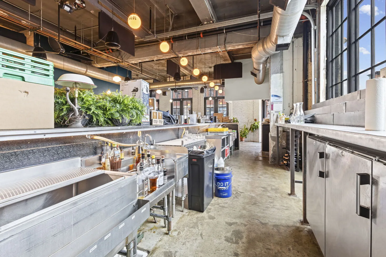2500 W Chicago Avenue IL