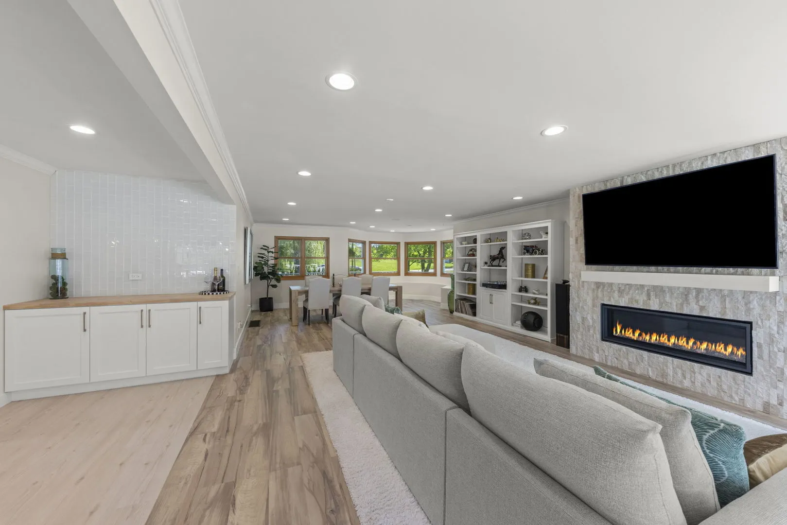 8S452 Bell Drive IL