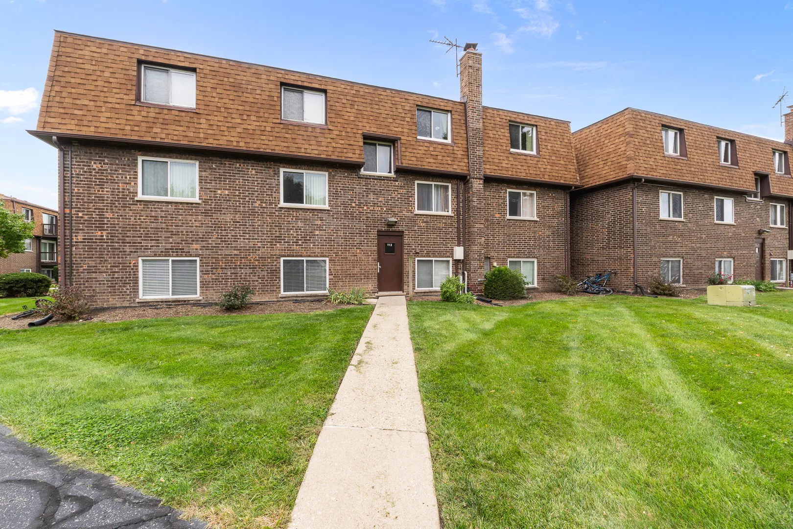 113 Boardwalk Street IL #E