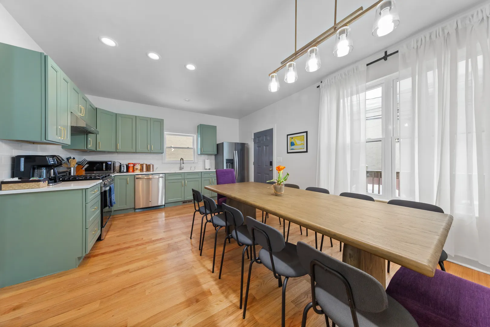 244 N Hamlin Boulevard IL