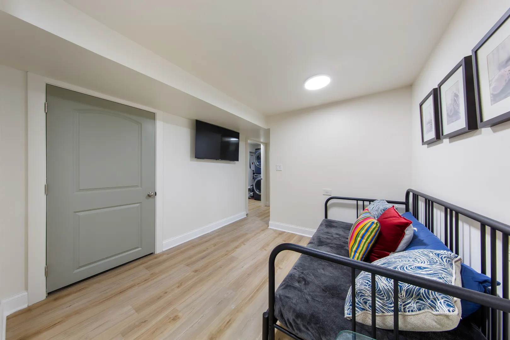 244 N Hamlin Boulevard IL