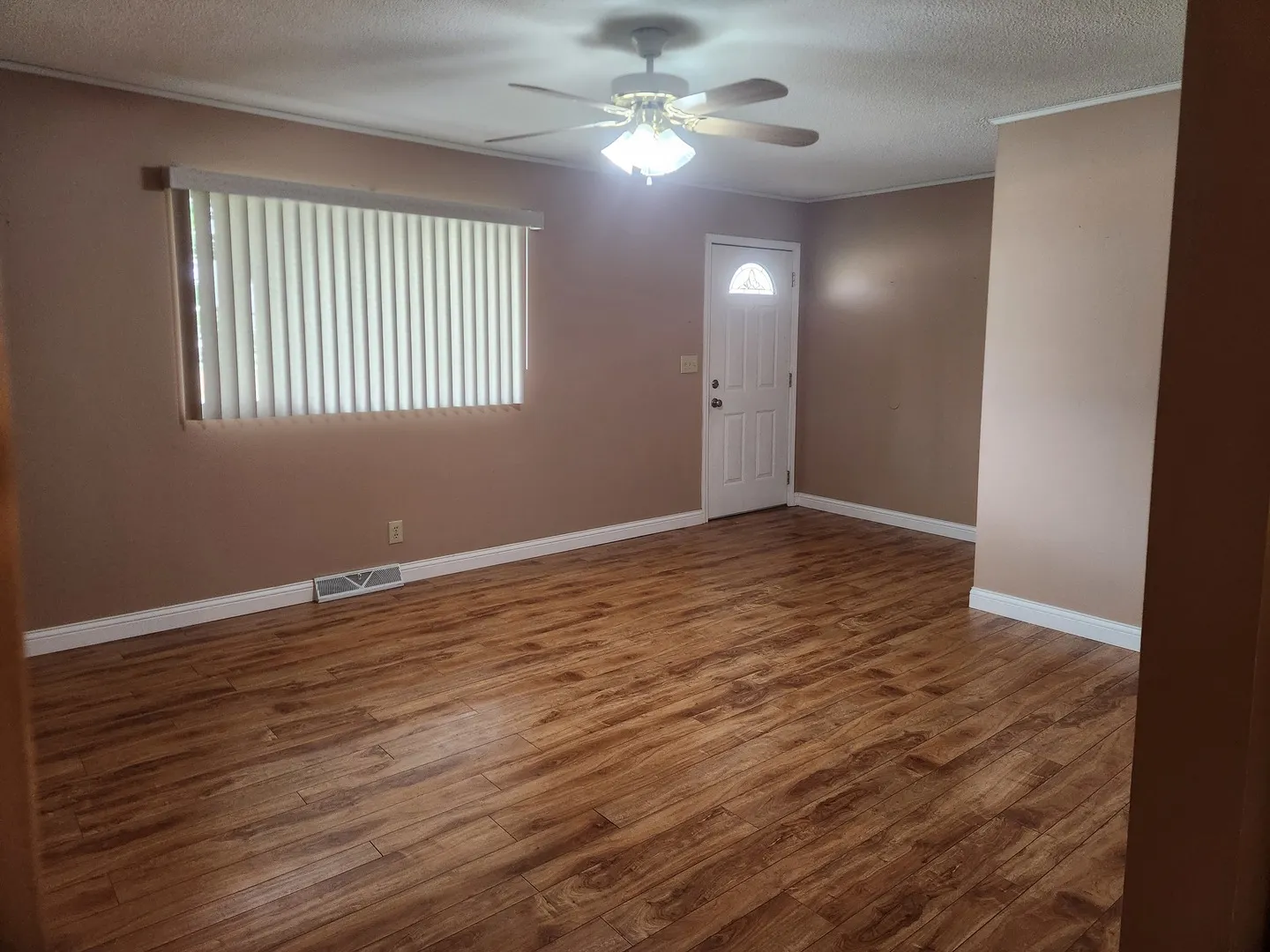 15766 E Tilton Road IL