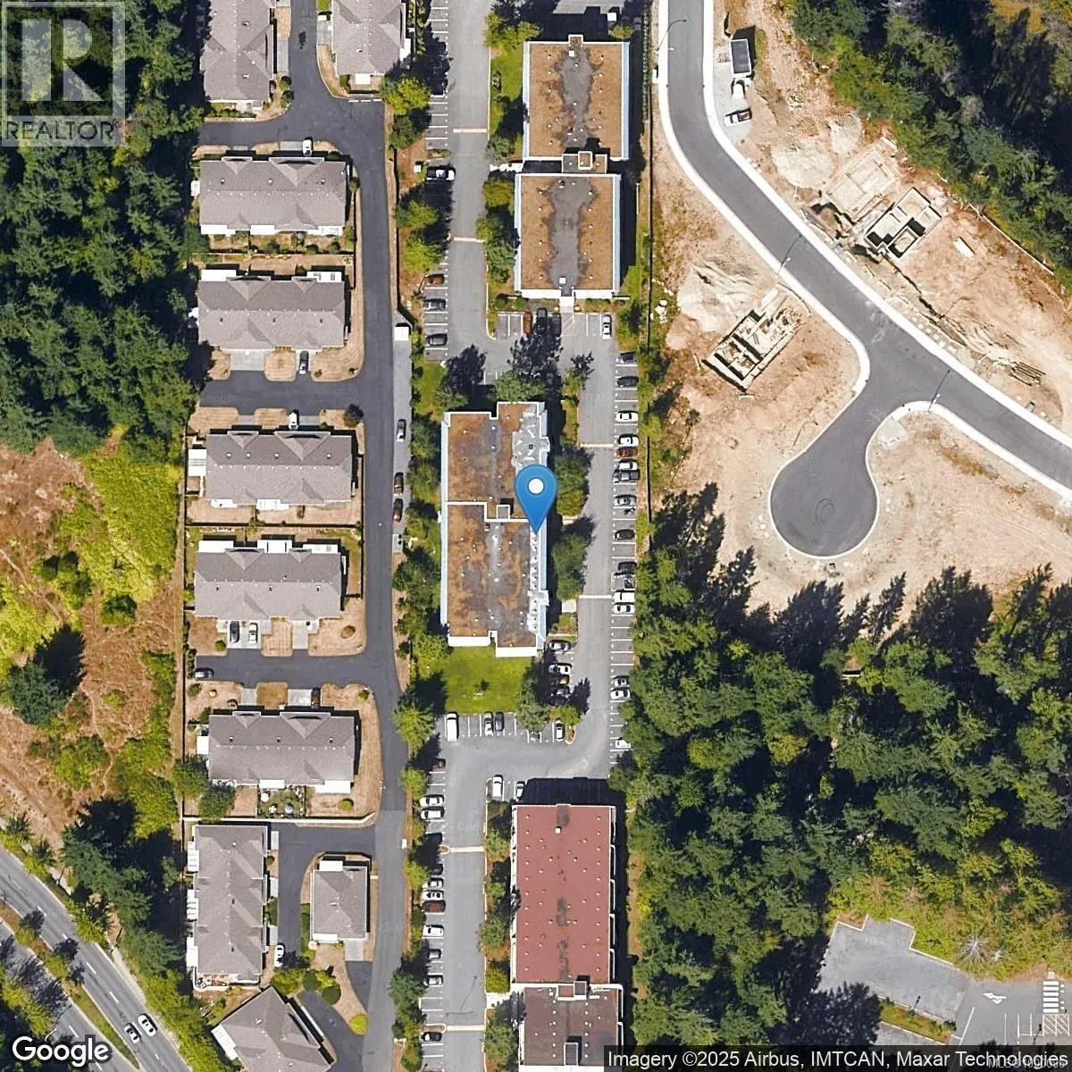 310 4724 Uplands Dr