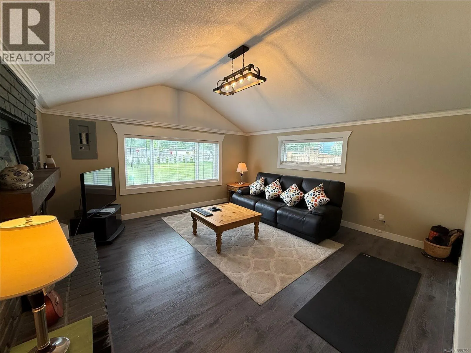 1471 Extension Rd