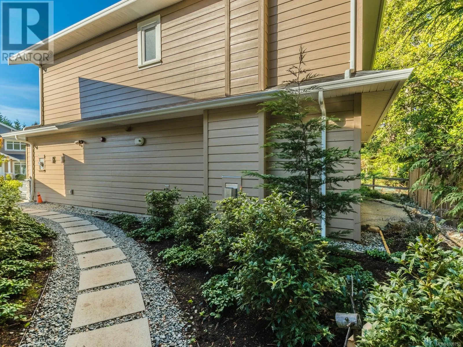 113 5160 Hammond Bay Rd