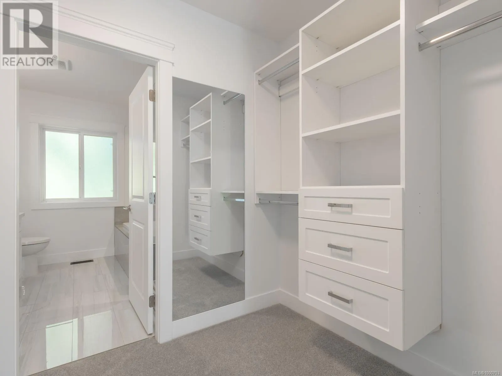 113 5160 Hammond Bay Rd