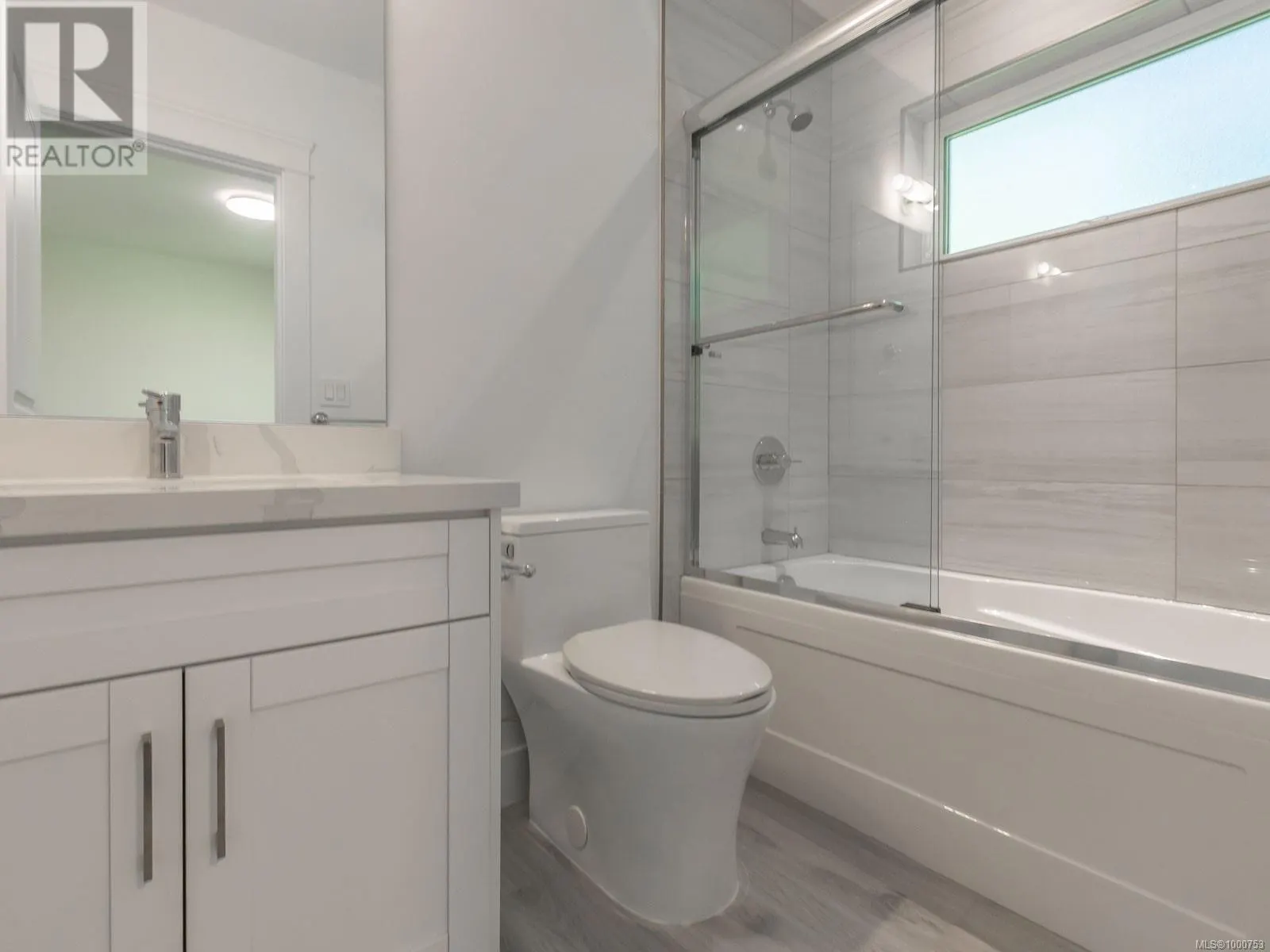 113 5160 Hammond Bay Rd