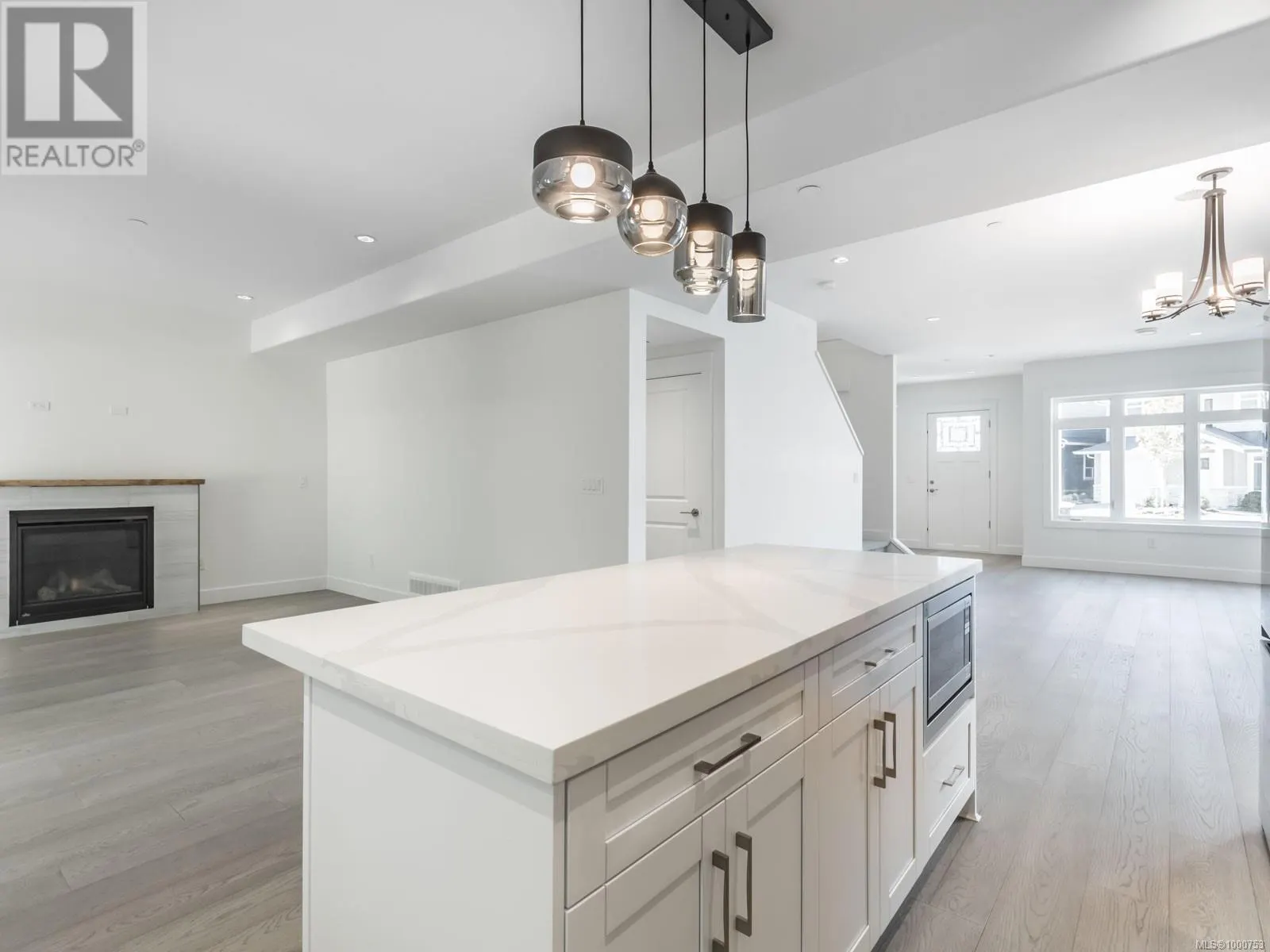 113 5160 Hammond Bay Rd