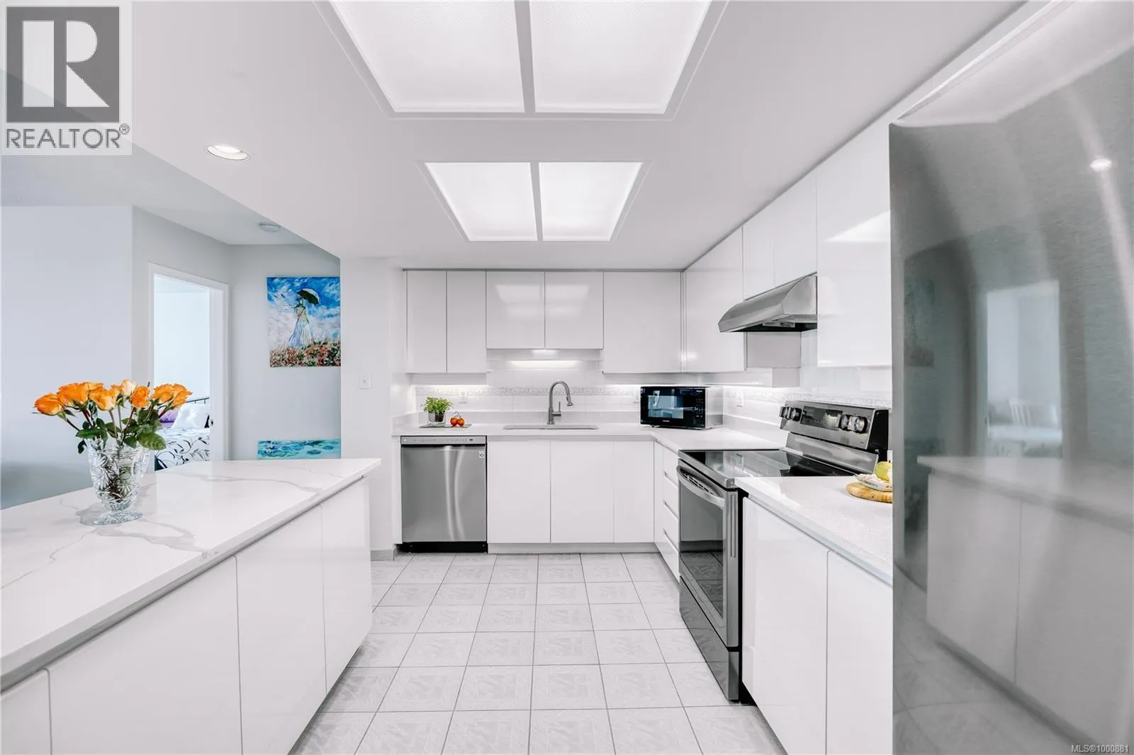 208 150 Promenade Dr