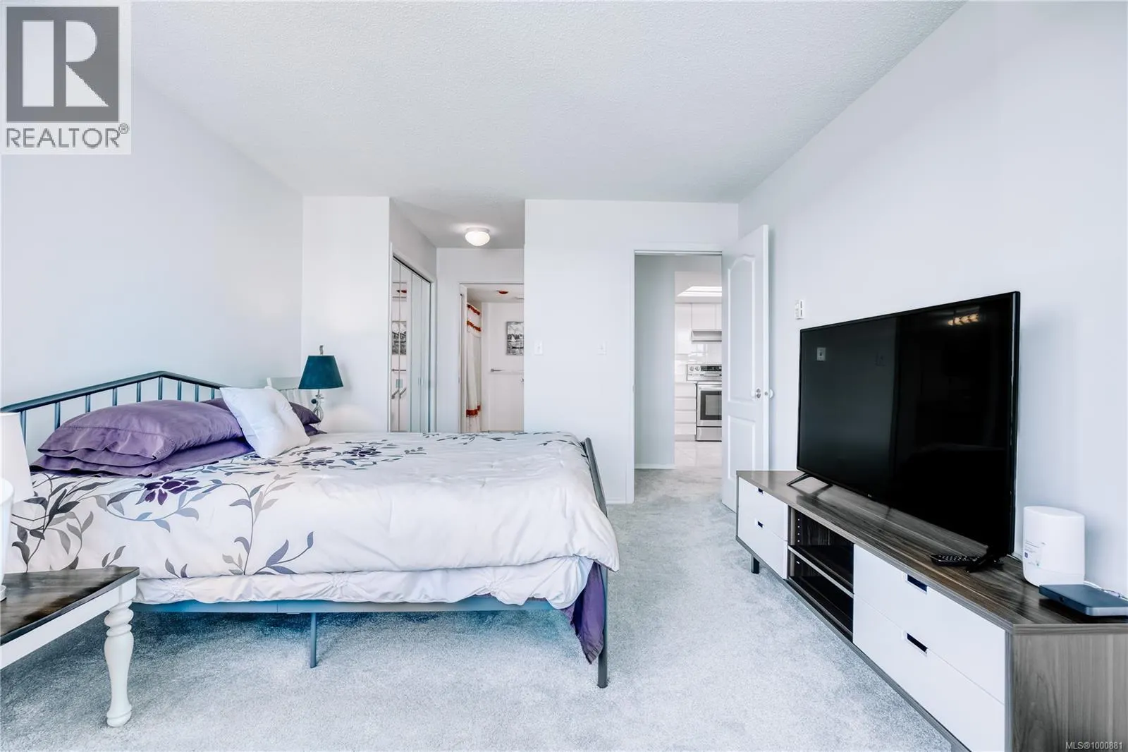 208 150 Promenade Dr