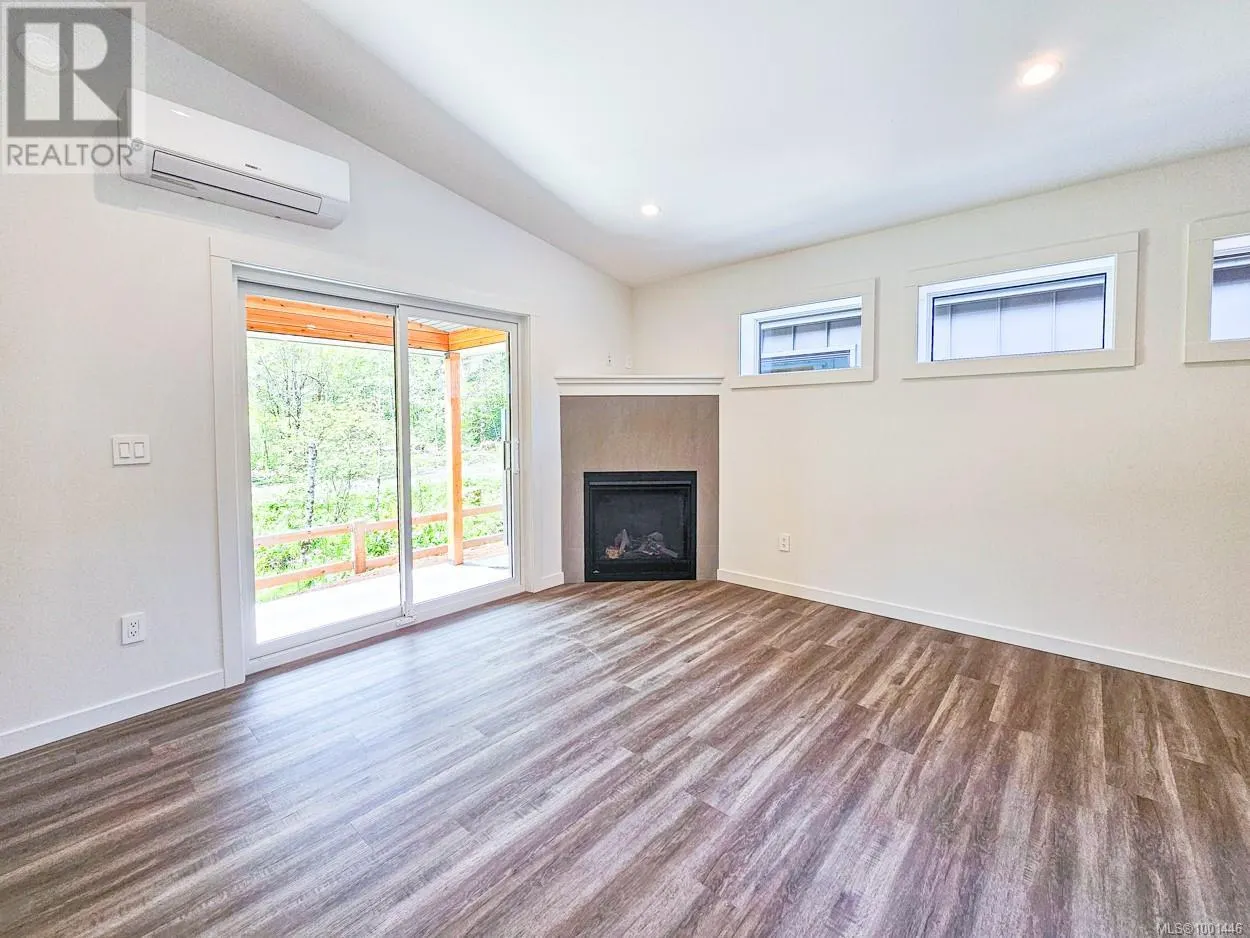 39 3025 Royston Rd