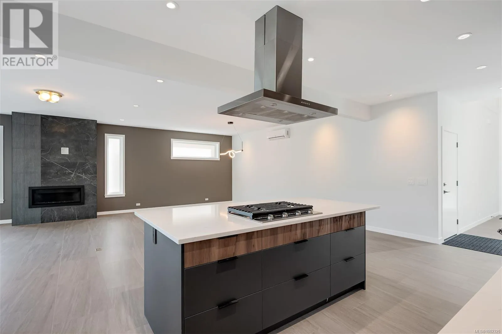769 Boulder Pl