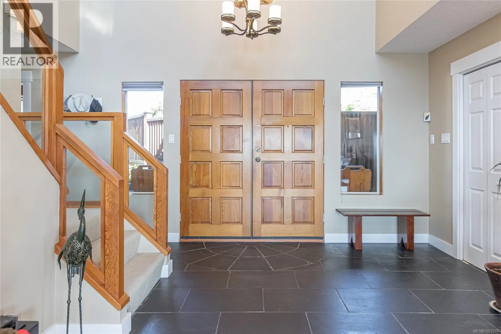 180 Canterbury Cres