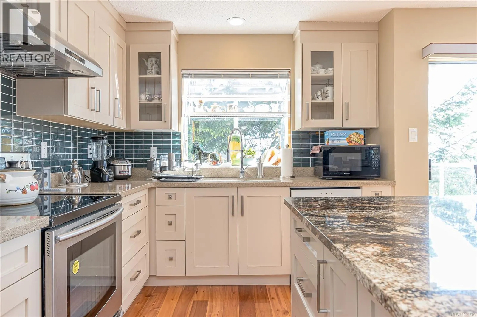 180 Canterbury Cres