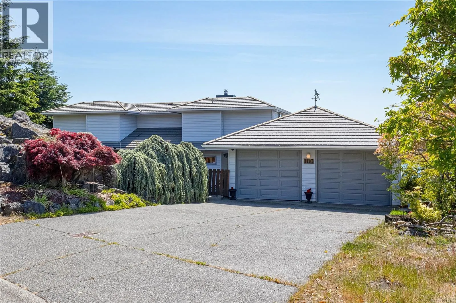 180 Canterbury Cres
