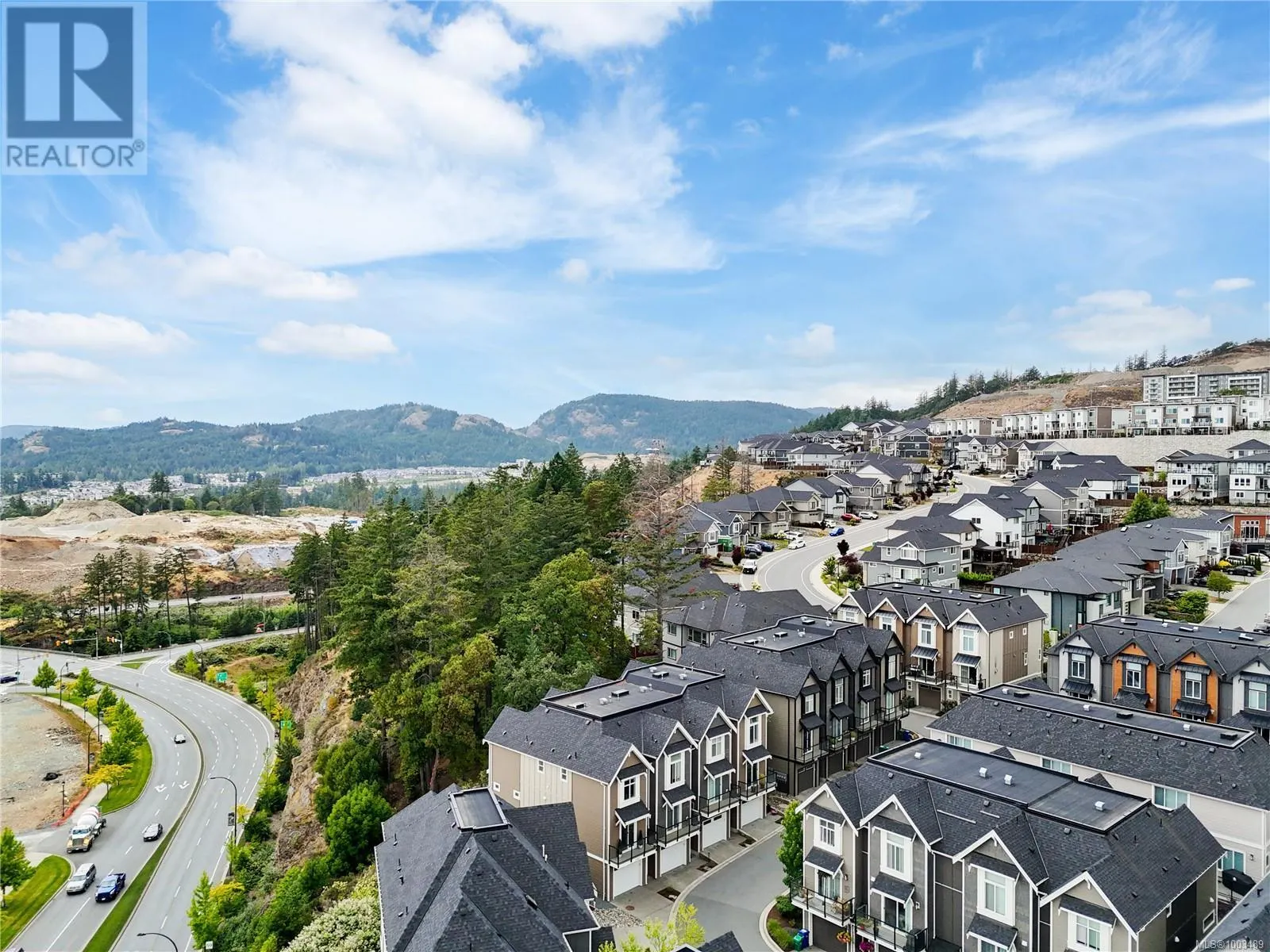 1161 Moonstone Loop