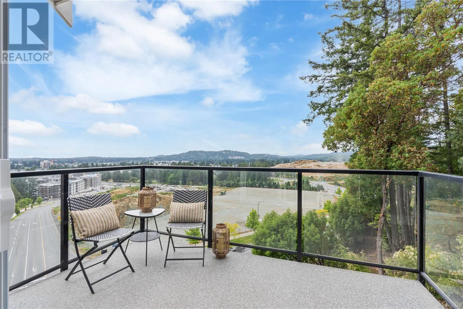 1161 Moonstone Loop