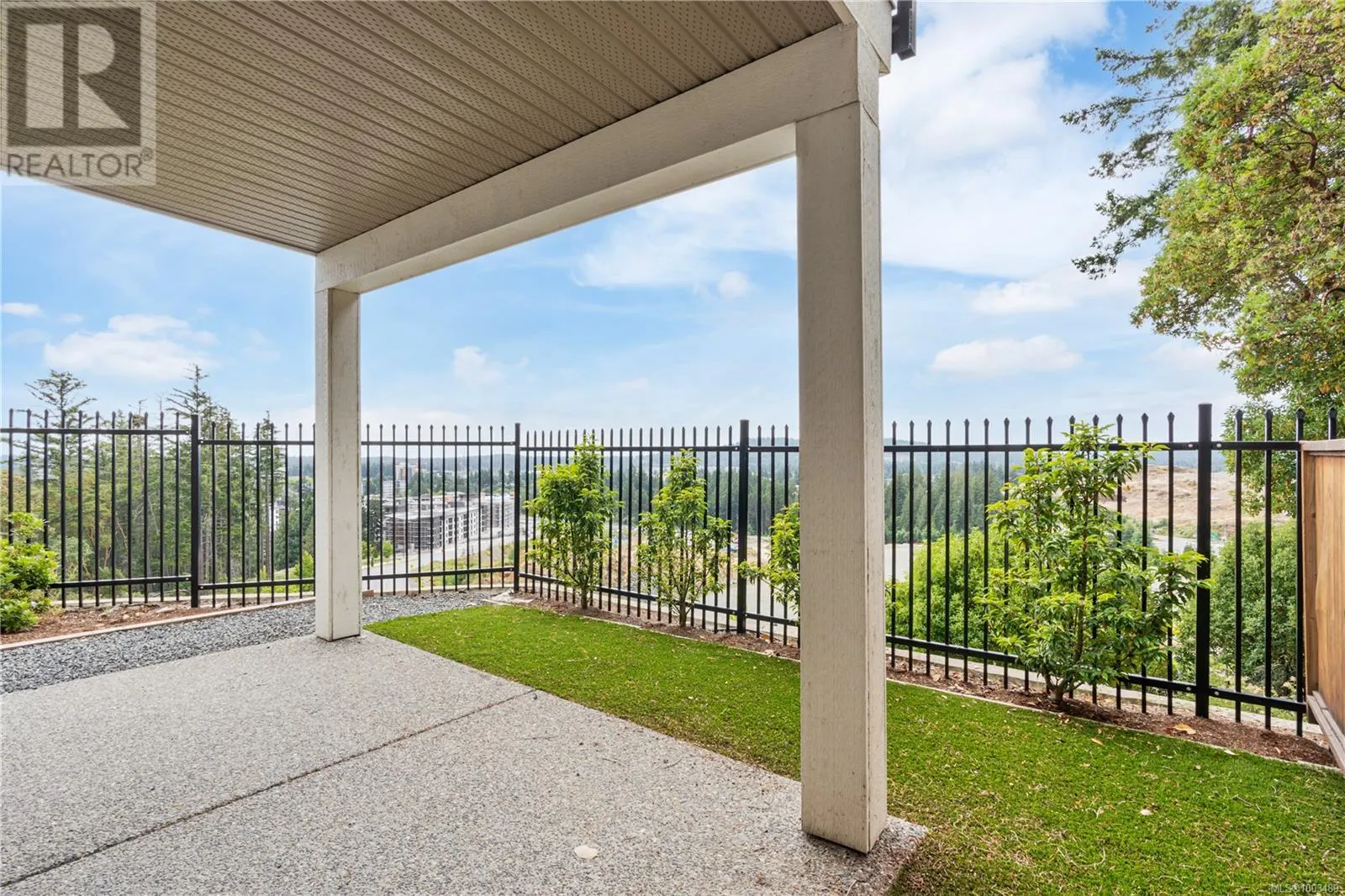 1161 Moonstone Loop