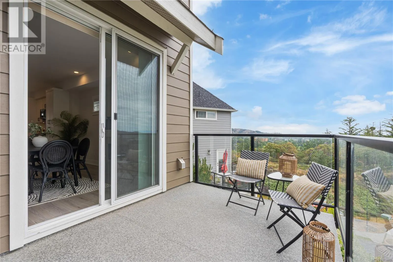 1161 Moonstone Loop
