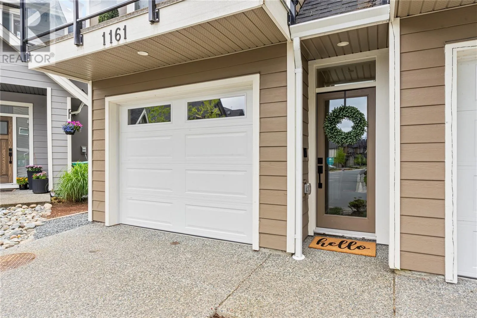 1161 Moonstone Loop